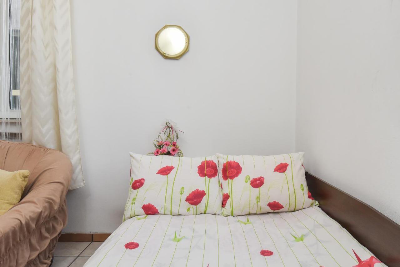 Historical Lion'S Bridge 1-Bedroom Apartment By Flat Mаnager Sofia Exterior foto
